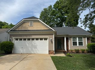 416 Dutchmans Meadow Dr, Mount Holly, NC 28120