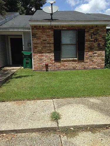 108 Wolfe St Photo 1