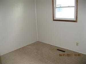5th image of 738 Houston Dr