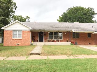 400 S 5th Ave, Madill, OK 73446