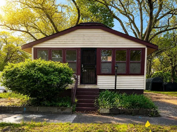 3300 Jefferson St, Muskegon Heights, MI 49444