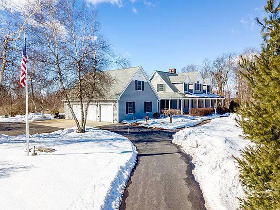 142 Chestnut Hill Road