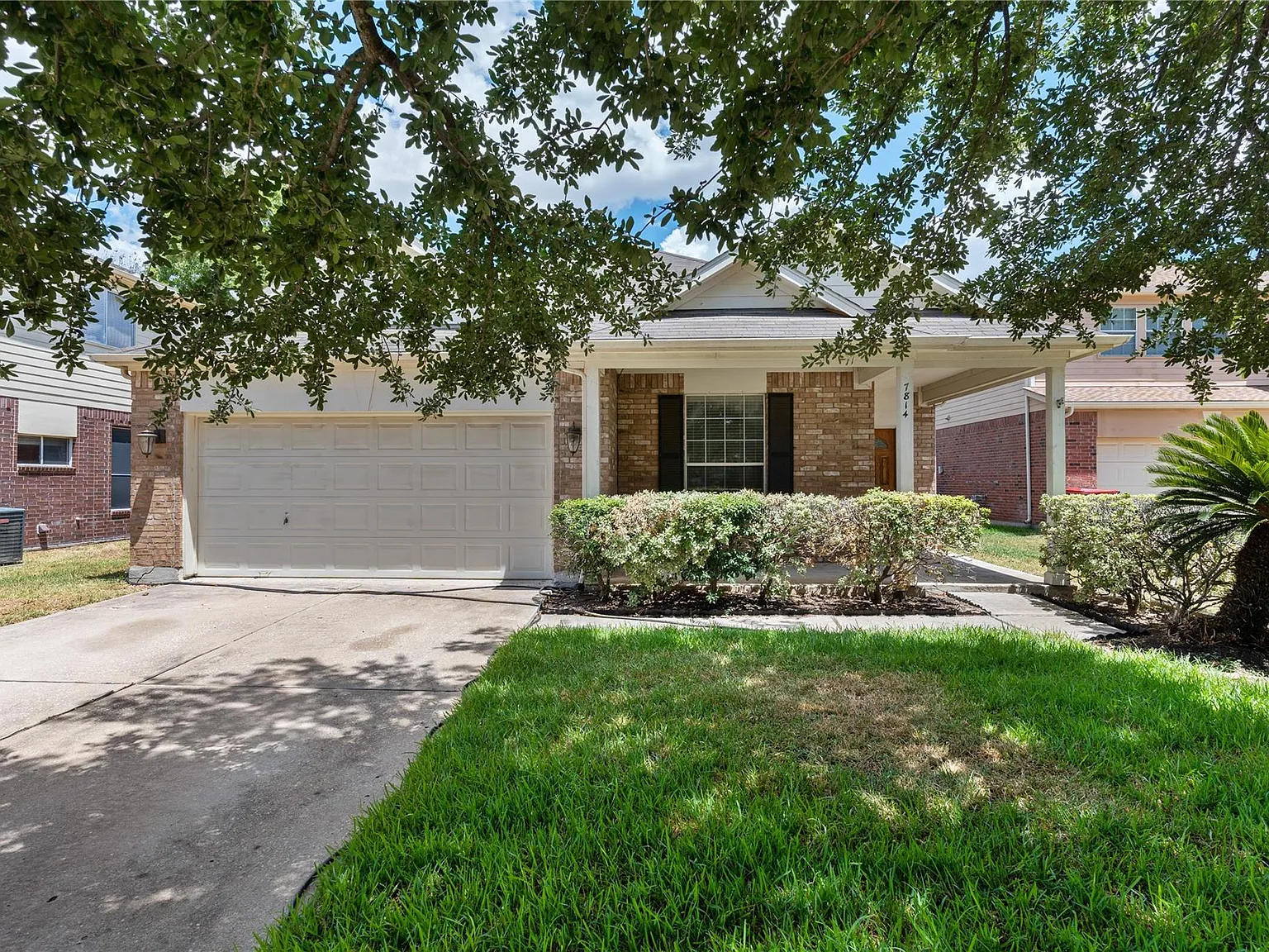 3 bed, 2.0 bath, 1743 sqft, $1,975 — Photo 4