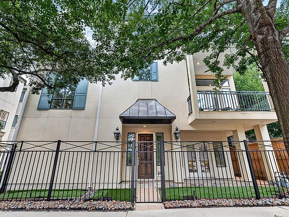 5th image of 2034 Colquitt St APT A