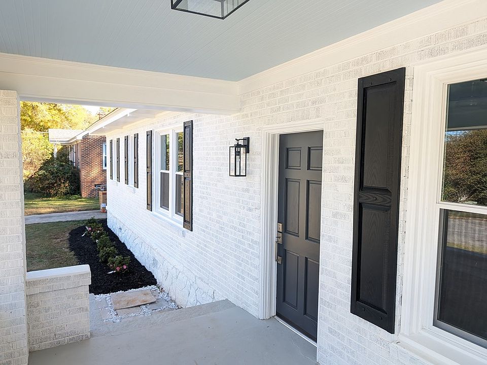 116 Henrietta Ave E, Greenwood, SC 29649 Zillow