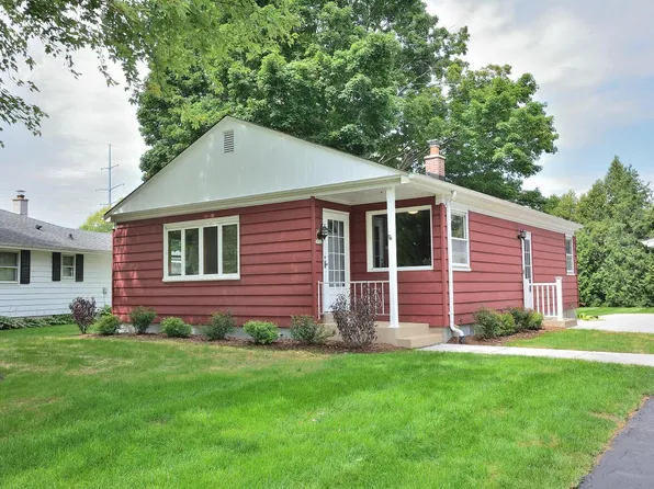 3122 W Rochelle AVENUE, Glendale, WI 53209