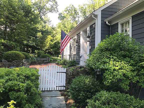 2nd image of 61 Fellswood Dr