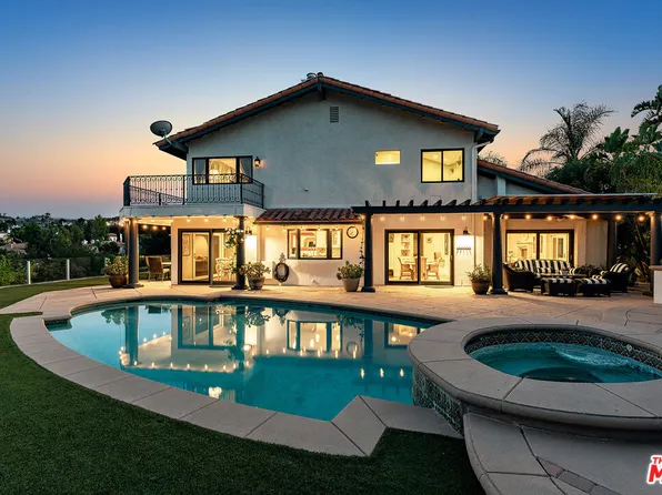 23306 Park Hacienda, Calabasas, CA 91302
