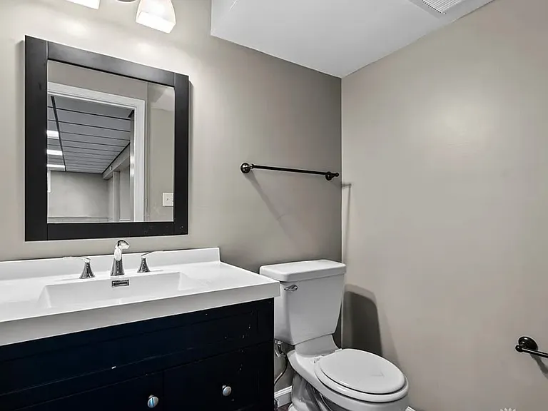 5770 Willow Walk — Photo 13