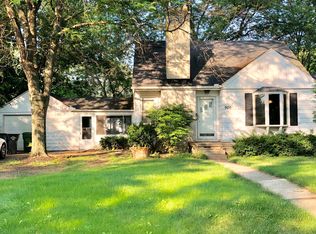 926 Scott St, Maumee, OH 43537