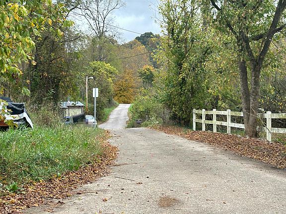 4th image of 441 Township Road 336