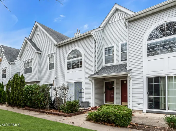 11 Madison Court, Tinton Falls, NJ 07712