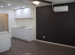 372 E 55th St UNIT 1/4, Los Angeles, CA 90011