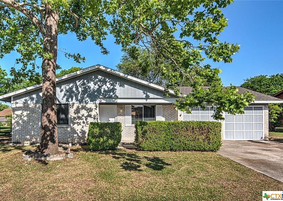 1st image of 2305 Daisy Dr