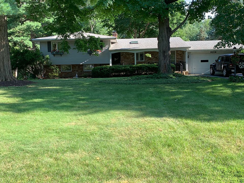 1st image of 9214 Creekwood Dr