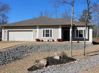 11 San Sebastian Dr, Hot Springs Village, AR 71909