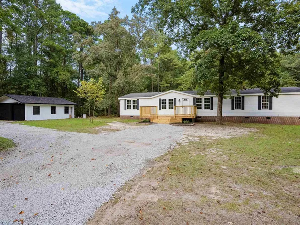 8562 E Reeves Bridge Rd, Linden, NC 28356