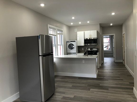 2nd image of 24 Belvidere Ave #44Y