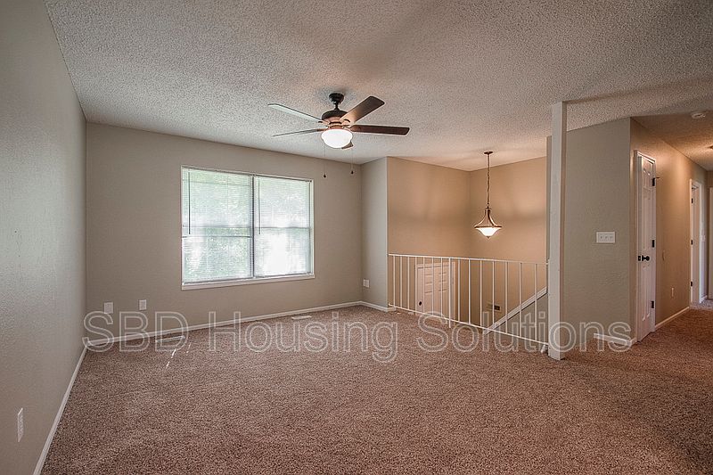1st image of 800 SE 19th St #Oak