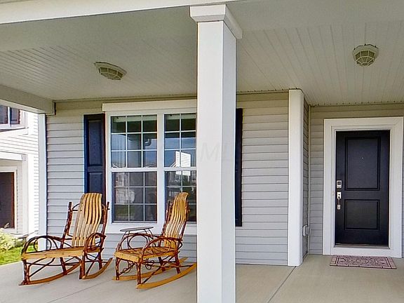 3rd image of 792 Deer Run Dr
