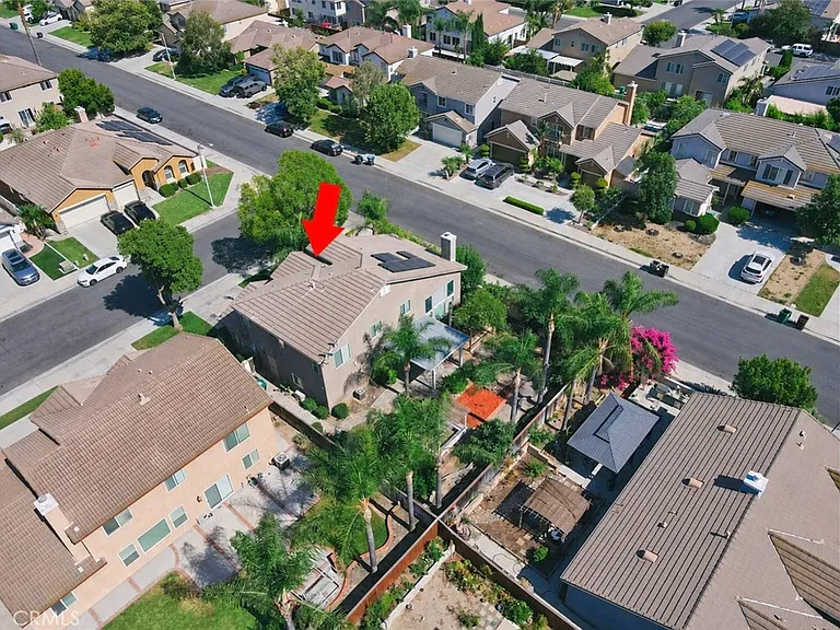 6377 Peach Ave — Photo 31