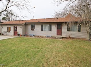 56350 Buckhorn Rd, Three Rivers, MI 49093