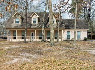 2411 Centurian Cir, New Caney, TX 77357