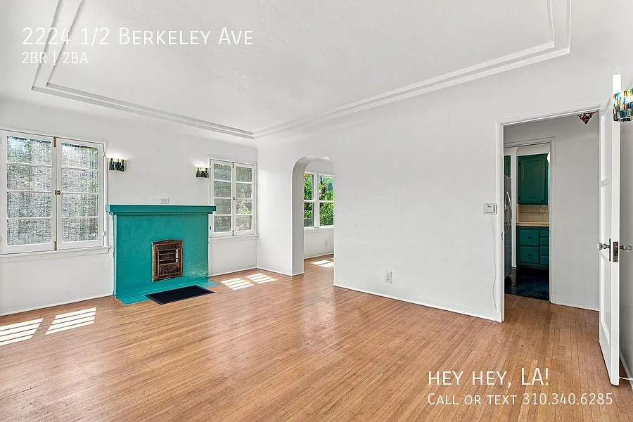 Spacious Spanish Back House | Two Bed | One and Half Bath | Garage Parking| Silver Lake — Photo 2