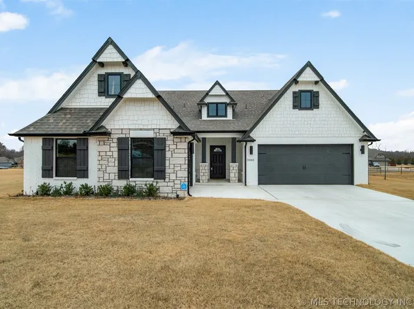 9004 N 64th East Ave, Owasso, OK 74055