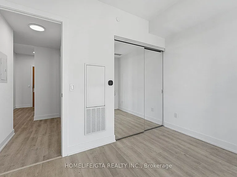 25 Cordova Ave #1004 — Photo 17