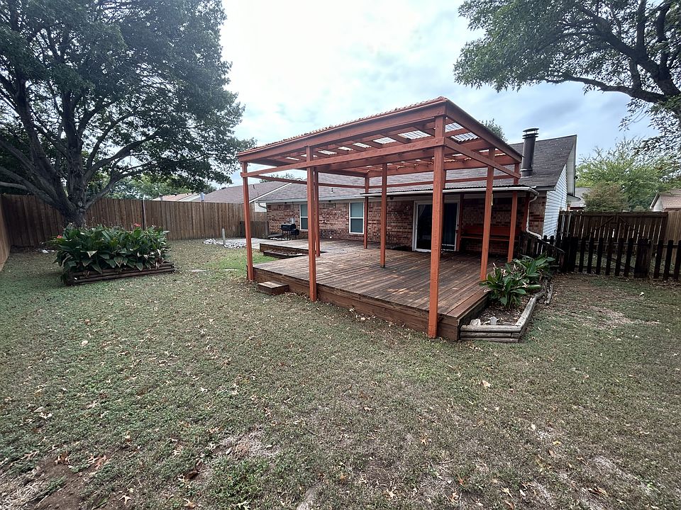 2nd image of 2609 N Casa Blanca Ct