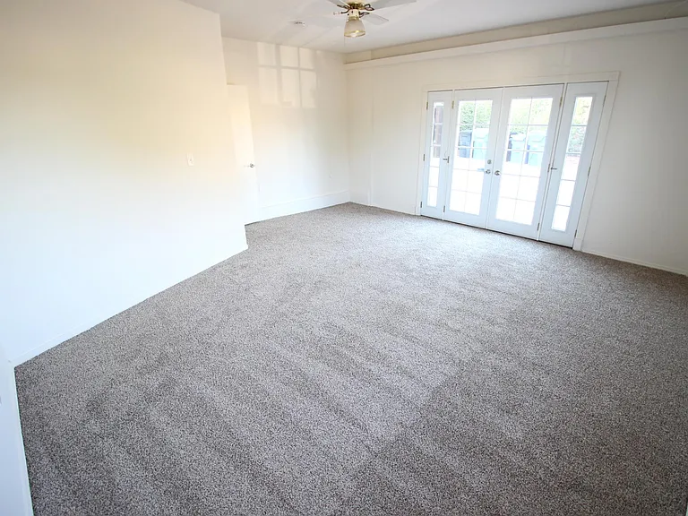 5574 Camber Dr — Photo 6