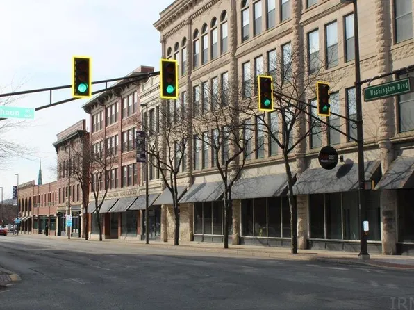 112 W Washington Blvd APT 328, Fort Wayne, IN 46802