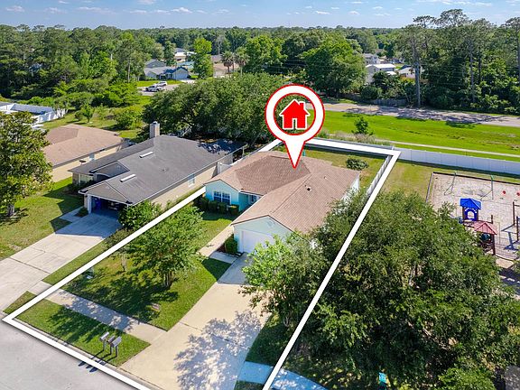 3rd image of 992 Oak Arbor Cir