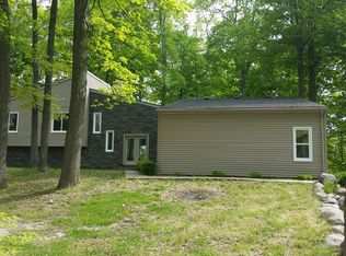 1645 Lakeville Rd, Leonard, MI 48367
