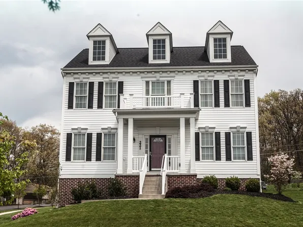 221 Strawberry Cir, Cranberry Township, PA 16066