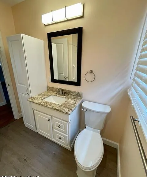 333 Belvedere Dr — Photo 24
