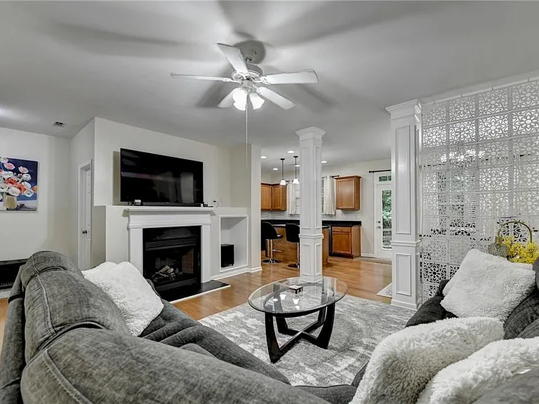 2602 Pierce Brennen Ct — Photo 5