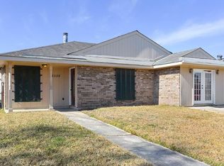 5088 Basinview Dr, New Orleans, LA 70126