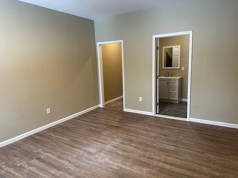 550 Spruce St — Photo 15