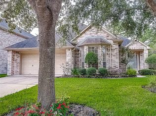 17611 Fairgrove Park Dr, Houston, TX 77095