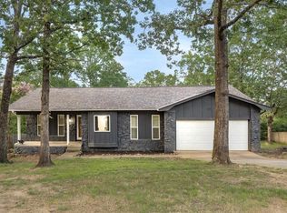 19 Millstone Cv, Maumelle, AR 72113