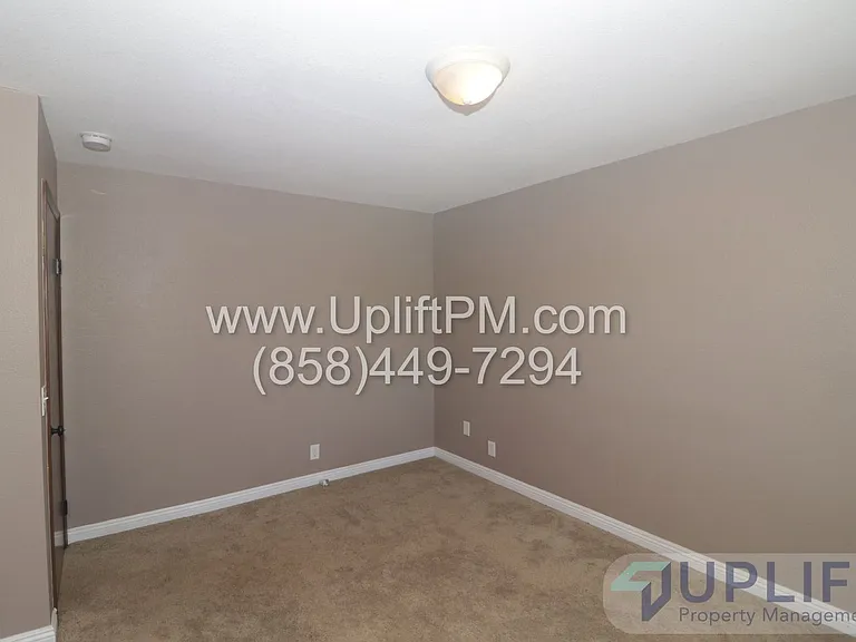 15436 Las Manzanitas Rd — Photo 8