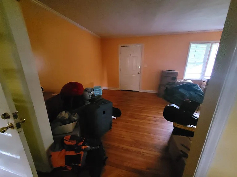 410 S Greensboro St — Photo 5