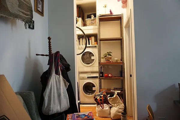 Rented by Evergreen Realty & Investments | media 28