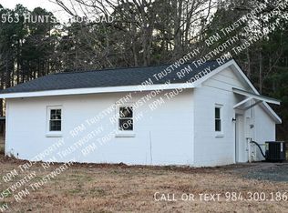 6563 Huntsboro Rd, Oxford, NC 27565