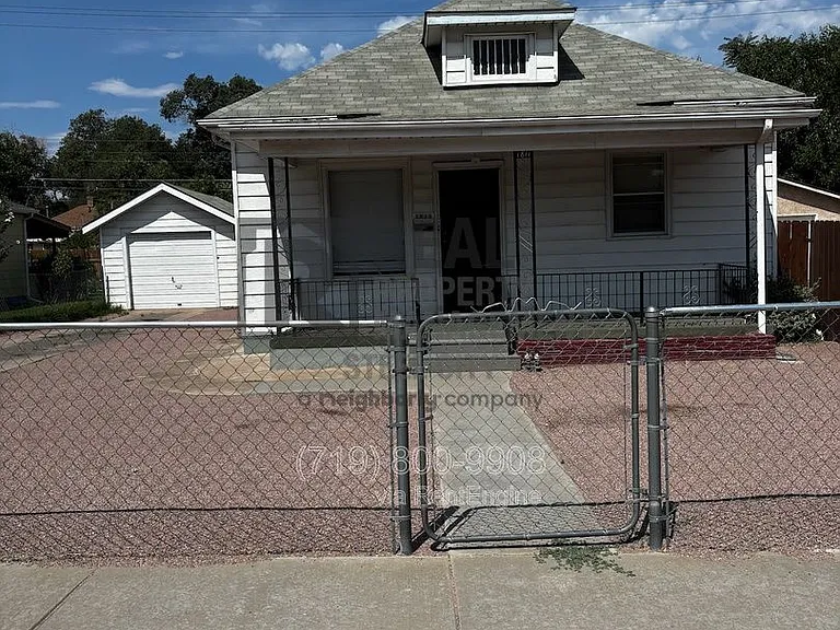 1811 E Evans Ave — Photo 1