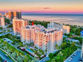 2821 N Ocean Blvd, Fort Lauderdale, FL
