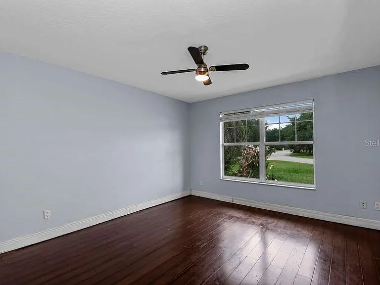 2396 Nightingale Ln — Photo 18