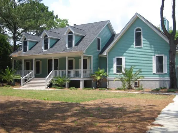 30 Dolphin Point Ln, Hilton Head Island, SC 29926